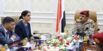 وزير الدفاع في عدن يطلب دعمًا بريطانيًا للجيش اليمني