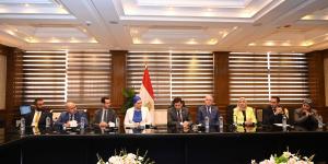 وزير الشباب يشهد توقيع بروتوكول مع المجلس القومي للطفولة والامومة