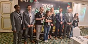 رئيس الاتحاد الدولي للشطرنج يشكر مصر على استضافة البطولة الإفريقية