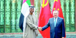 الإمارات والصين تبحثان التعاون في الصناعة والطاقة والبنية التحتية