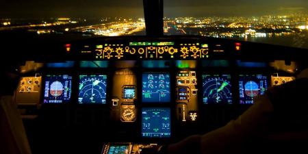 وزير النقل يقرّر إطلاق تربص المتكونين في درجة قائدي الطائرات للخطوط التونسية أوائل نوفمبر 2025