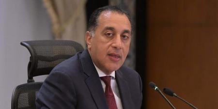رئيس الوزراء يبدأ زيارته لمنطقتى شرق وغرب بورسعيد