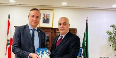 رئيس تجمع الصناعيين في البقاع زار السفارة اللبنانية في الرياض وبحث سبل تعزيز العلاقات الاقتصادية بين البلدين