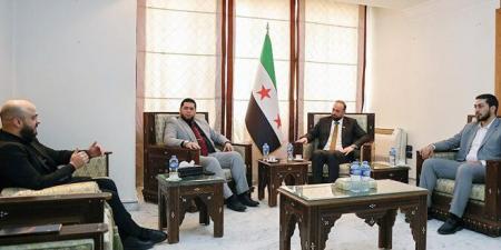 وزير الإعلام يبحث مع وفد من الأمانة العامة للشؤون السياسية آلية العمل المشترك بين الجانبين