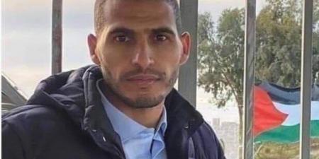 استشهاد الصحفي الفلسطيني حسن إصليح داخل مجمع ناصر الطبي في خان يونس