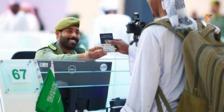 جوازات ميناء جدة تستقبل أولى رحلات ضيوف الرحمن القادمين من السودان لأداء فريضة الحج