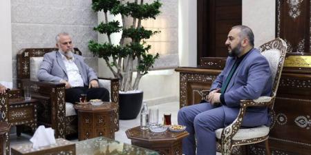 وزير الدفاع يلتقي وفداً من لجنة السلم الأهلي برئاسة السيد حسن صوفان