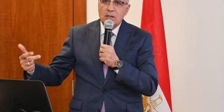 وزير الري يؤكد احتياج الوزارة للمهندسين الجدد لسد العجز في العمال