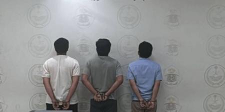القبض على (3) مقيمين نشروا إعلانات حملات حج وهمية ومضللة