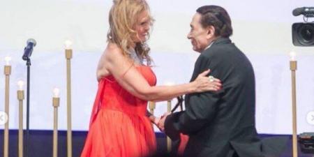 «زعيم قلبي».. يسرا تهنئ عادل إمام بعيد ميلاده الـ 85