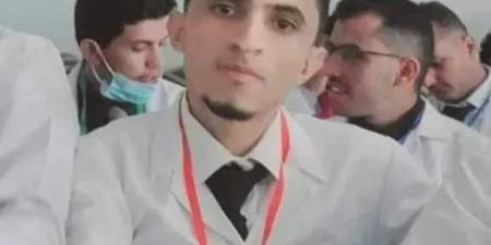إصرار على إفلاته من العقاب .. الحوثيون يطلقون سراح قاتل الطبيب ”السامعي”