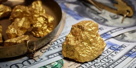 ارتفاع أسعار الذهب بسبب تراجع الدولار