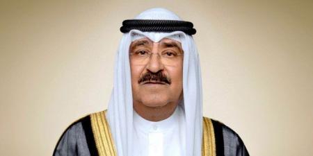 أمير الكويت يعزي سلطان عمان بوفاة والدة حرمه