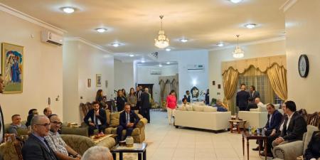 وزير الشؤون الخارجية يلتقي عددا من أفراد الجالية التونسية بقطر