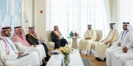 الخريف يبحث تعزيز التعاون والتكامل الصناعي مع وزير التجارة والصناعة القطري