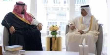 وزير الاقتصاد والتخطيط يلتقي نظيره القطري على هامش منتدى قطر الاقتصادي