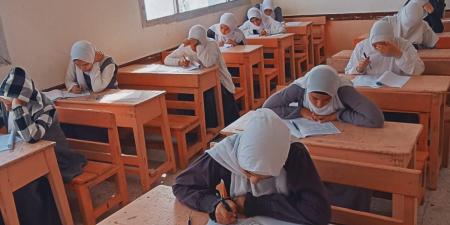 هدوء ولا شكاوى فى اول يوم امتحانات النقل بالبحيرة