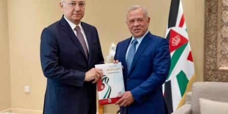 الملك يتسلم التقرير السنوي لهيئة النزاهة ومكافحة الفساد
