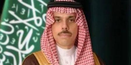 وزير الخارجية يتلقى اتصالًا هاتفيًا من وزير خارجية جمهورية مقدونيا الشمالية