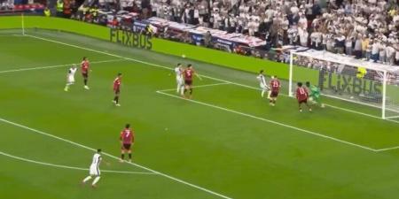 توتنهام يتقدم بهدف على مان يونايتد في الشوط الأول بنهائي الدوري الأوروبي «فيديو»