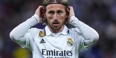 رسمياً.. ريال مدريد يعلن رحيل لاعبه الكرواتي مودريتش هذا الصيف