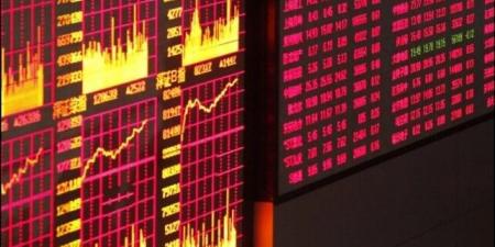 تراجع أسهم بورصة نيويورك عند الافتتاح متأثرة بتهديدات ترامب الجديدة بشأن الرسوم الجمركية