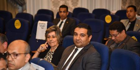 تضامن البرلمان تناقش طلب النائب محمود عصام بشأن تراجع دور التدخل السريع بشأن المشردين في الشوارع