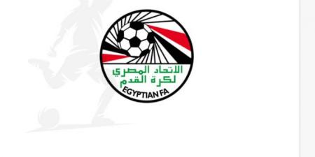 خبير لوائح رياضية يفجر مفاجأة: “كاس” قد توقف إعلان بطل الدوري وتخصم النقاط من الأهلي