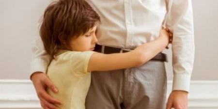 تفسير رؤية الأب في المنام للفتاة والشاب والمتزوجة