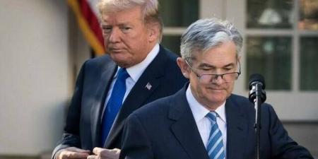 ترامب يبحث مع رئيس الاحتياطي الفيدرالي السياسات المالية