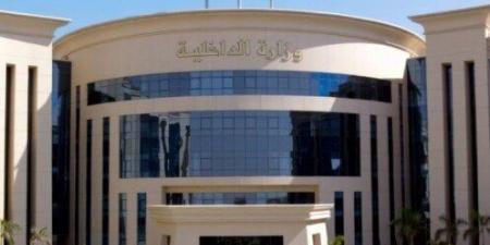 مصدر أمني يكشف حقيقة فيديو اعتداء فردي شرطة على سائق «أتوبيس»