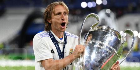 مودريتش يقترب من وداع ريال مدريد... وجهته المقبلة قد تكون مفاجئة!