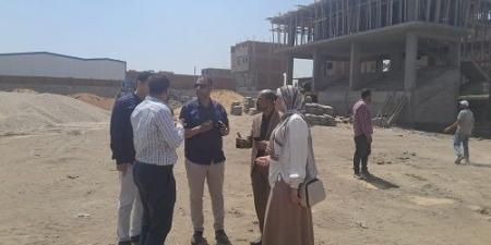 "الفرماوي" يتفقد الأعمال الإنشائية للملعب القانوني بنادي مسطرد