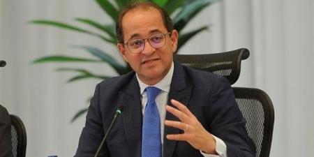 وزير المالية: توجيه أى إيرادات استثنائية لخفض معدلات الدين