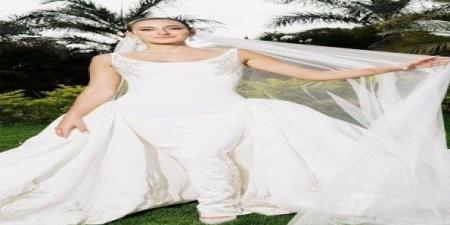 أمينة خليل تتألق بفستان زفاف ملكي يعكس أنوثة ناعمة وأناقة خالدة