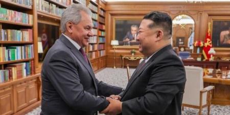 كيم جونغ أون تعهّد خلال اجتماع مع شويغو بتقديم "دعم غير مشروط" لروسيا
