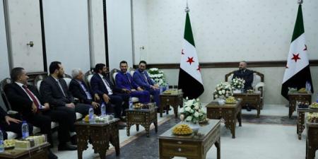 وزير الدفاع يستقبل وفداً من مديرية الشؤون السياسية بريف دمشق وممثلين عن النقابات والاتحادات