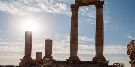 أجواء حارة نسبيًا في أغلب المناطق السبت ومعتدلة غدًا