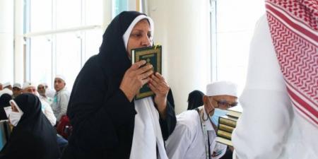 وصول طلائع الحجاج الإيرانيين إلى مطار عرعر