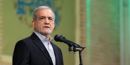 الرئيس الإيراني: الوحدة الداخلية مهمة أكثر من أي وقت مضى