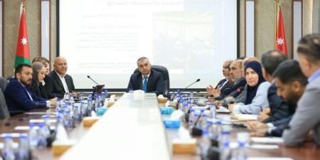 "الطاقة النيابية" تطلع على عمل صندوق تشجيع الطاقة المتجددة