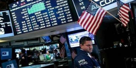 مؤشرات الأسهم الأمريكية تنهي تعاملات الاثنين على ارتفاع بشكل جماعي