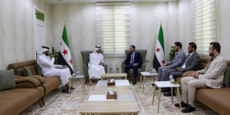 مدير الشؤون السياسية في إدلب يبحث مع القائم بأعمال السفارة القطرية التعاون بالمجال الإنساني