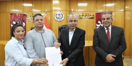محافظ المنيا الأولى على الجمهورية في “مشروعك”
