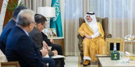 أمير الشرقية يستقبل سفير جمهورية إندونيسيا لدى المملكة