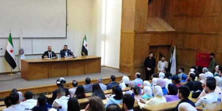وزير الإعلام يدعو طلاب كلية الإعلام بجامعة دمشق إلى التركيز على التدريب العملي