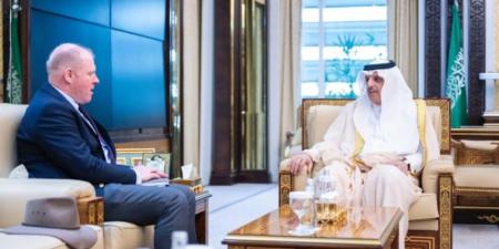 نائب وزير الداخلية المكلّف يستقبل سفير أستراليا لدى المملكة