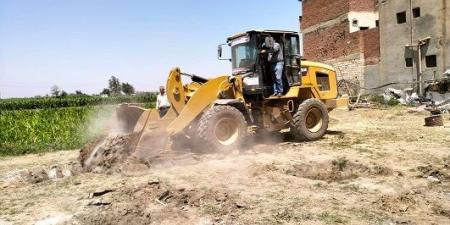 نائب محافظ البحيرةورئيس مركز كوم حمادةيتابعان إزالة التعديات