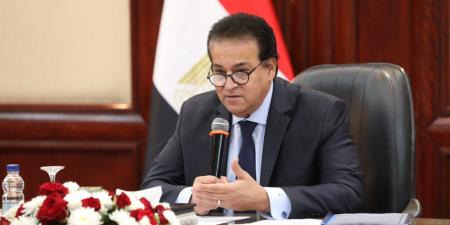 وزير الصحة يتفقد العيادات الخارجية بمستشفى مدينة نصر للتأمين الصحي