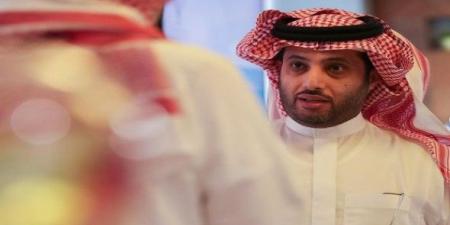 تركي آل الشيخ يعلن بدء التحضير للجزء الثالث من "الفيل الأزرق"